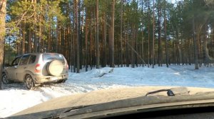Нива 5д и Шевроле Нива на бездорожье по глубокому снегу #шевроленива #нива2131 #chevroletniva