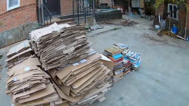 Сдать или выбросить #макулатура #сдаватьиливыброситьмакулатуру #вторсырье смотреть онлайн