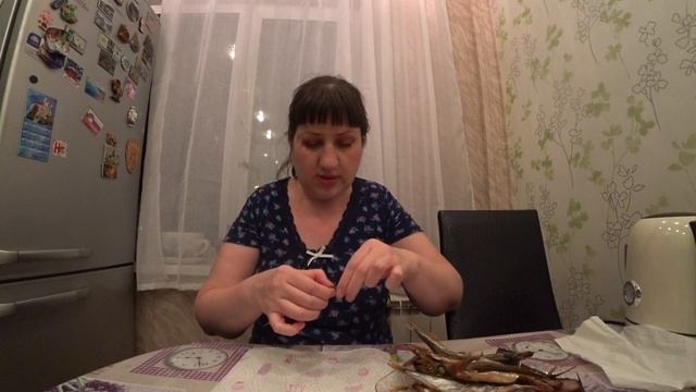 VLOG: ОБУЧАЮ  МОЛОДЫХ на РАБОТЕ/ МУКБАНГ МОЙВА КОПЧЕНАЯ/ ЧТО КУПИЛА?