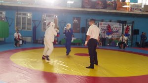 Журавлёв Николай. полуфинал. юноши 12-15лет, 200с.е.