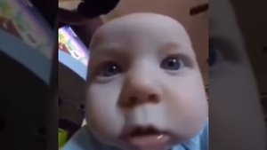 камеру схавал