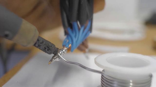 IskraLED - производитель светового декора, малых архитектурных форм, фигур топиари.