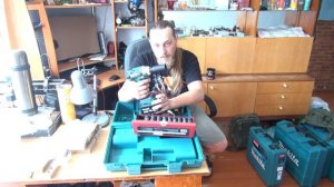 Makita DTW 285 RME Аккумуляторный ударный гайковерт вроде обзор