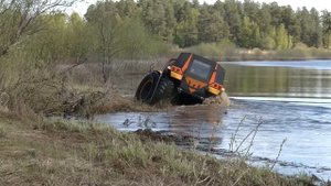 Вездеход Медведь Shatun (Шатун). Речка заход, выход