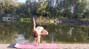 Йога на пляже