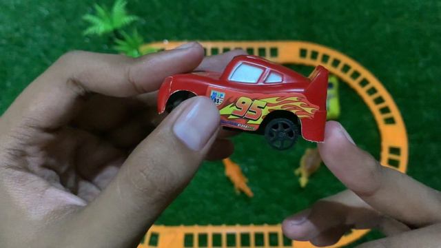 GORGEUS ! Truk Monster, Mobil Balap Merah, Mobil Mainan, Mobil Kecil, Kereta Api, Thomas (Part 1)