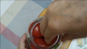 Рецепт самых вкусных маринованных огурцов в томатном соке на зиму.