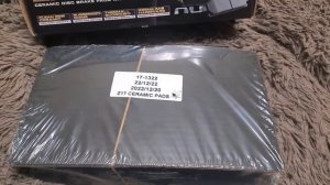 Распаковка керамических колодок POWERSTOP Evolution Plus на Audi Q5 8R