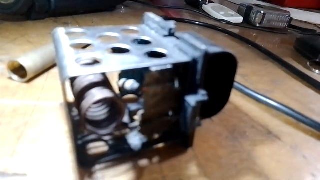 рено трафик не работает вентилятор радиатора.