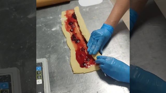 Печенье Рулетик с конфитюром смотреть онлайн