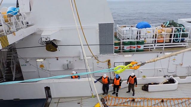 Herring fishing aboard of factory trawler LUNTOS - Промысел сельди на борту СРТМ ЛУНТОС