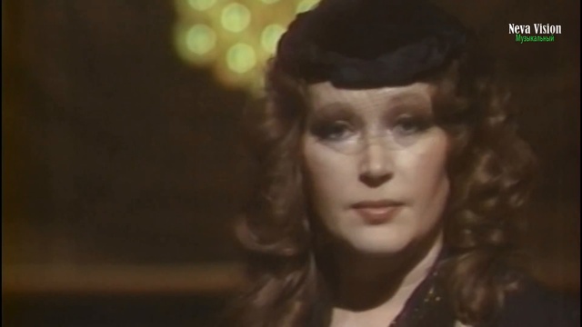 Алла Пугачёва - Старинные часы.