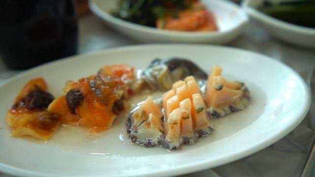 Южная Корея!Рынок  морепродуктов  (Чагалчхи-Сиджан!!!)Ем живого осьминога,лобстера и гребешок