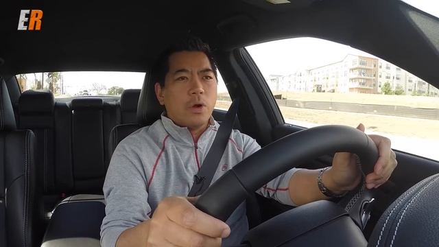 2015 Chrysler 300 First Drive Review смотреть онлайн