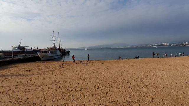 15.11.2020. #ГЕЛЕНДЖИК В ТУМАНЕ. НАШ СЛАДКИЙ НОЯБРЬ 🌤🍊🌊 смотреть онлайн