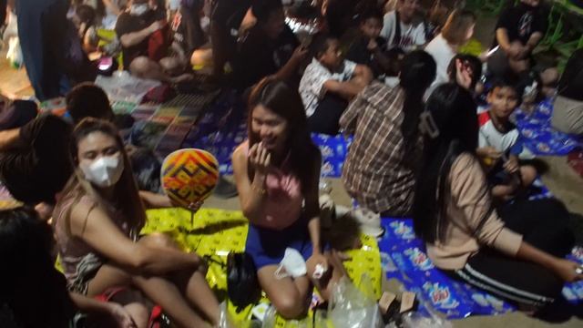 Вот это движняк! Фестиваль фейерверков. На байке по улицам. смотреть онлайн