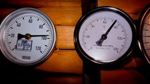 Тест биметаллических термометров для котельной
