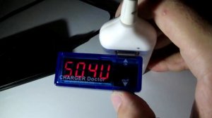 Измеритель напряжения на USB портах //Measuring voltage on the USB port