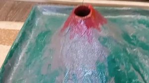 Макет вулкана для опыта