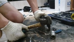 Замена рем. комплекта рулевого наконечника УАЗ Патриот Пикап