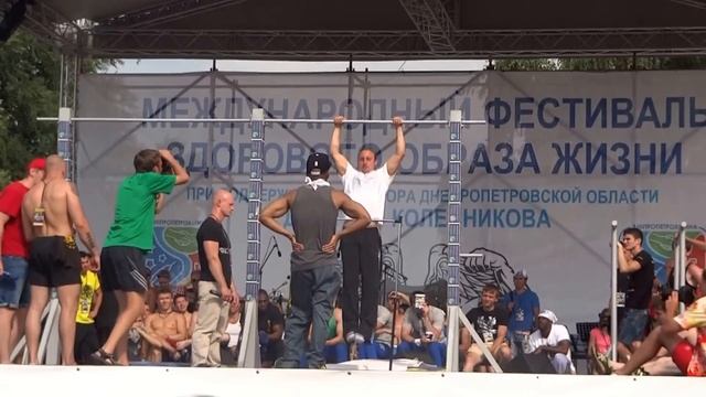 Силовое упражнение - Выход на 2, Днепропетровск 29.06.2013 WORKOUT fest 2k13 смотреть онлайн