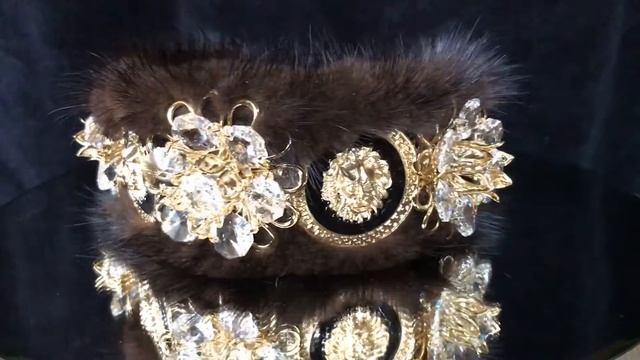 "Автоледи" - меховой ободок в стиле Версаче смотреть онлайн