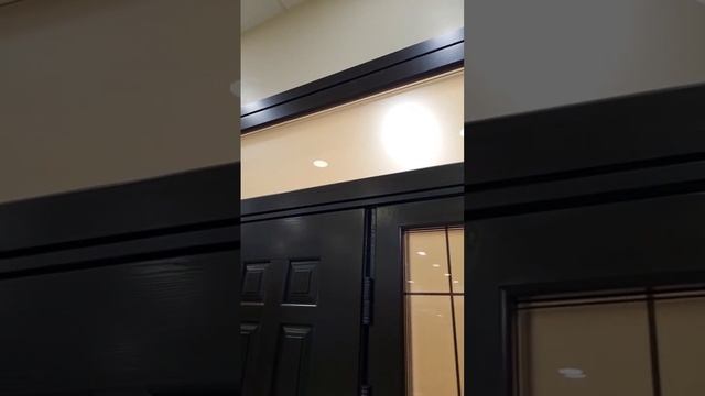 Входная дверь Ле Гран из массива дерева смотреть онлайн