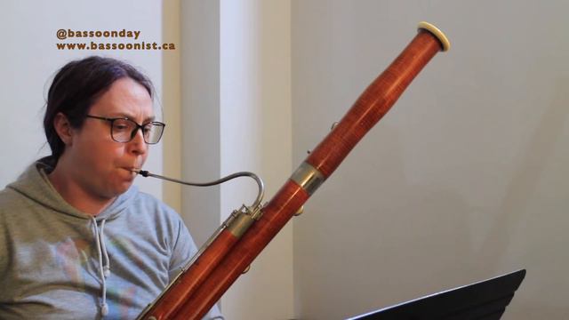 Bassoon Etude: Milde Scale etude no. 11 (A major/F# minor) смотреть онлайн