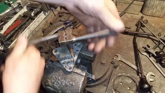 УАЗ. Устраняем люфт кулисы. смотреть онлайн