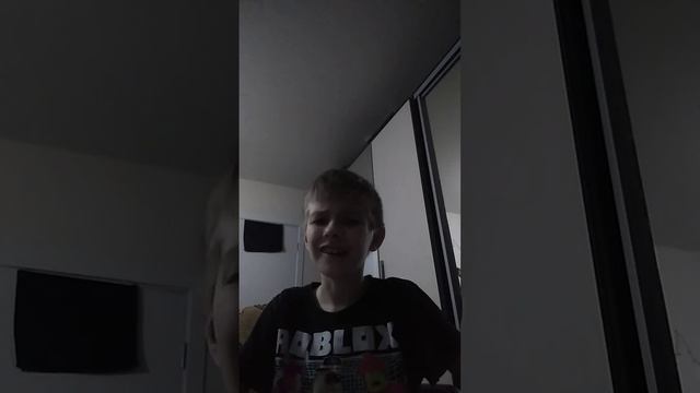 песня-Антошка картошка извините я маму называю женщиной ?? смотреть онлайн