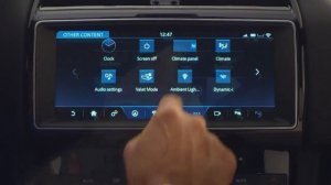 Jaguar F-PACE: Connected Technology and Infotainment