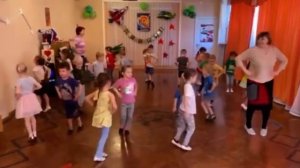 Занятие - практикум для родителей и воспитателей"Коммуникативные танцы - игры в детском саду"