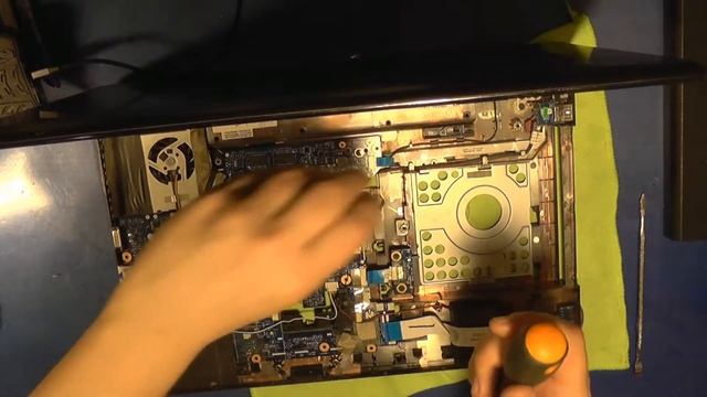 Разборка ноутбука Lenovo G580. смотреть онлайн
