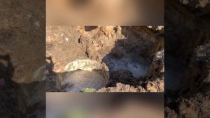 Накопительная ёмкость на 5 кубов , при очень высоком уровне грунтовых вод. Место проведения работ.