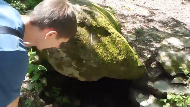 Куда сходить на красной поляне??Прогулка к дольменам отлично провести время!!