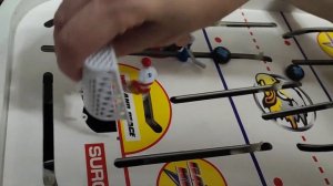 Распаковка Настольная игра "Хоккей" КАРИ