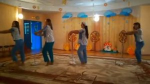 "Карантин. Уборка"  Танец младших воспитателей