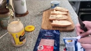 ЗАКУСКА ЗА ПЯТЬ МИНУТ. ЛУЧШИЙ РЕЦЕПТ. Хрустящие бутерброды с моцареллой??