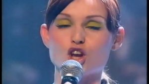 Sophie Ellis Bextor - Get Over You - live