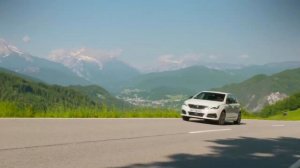 NEW 2018 PEUGEOT 308 & 308 SW l Clip