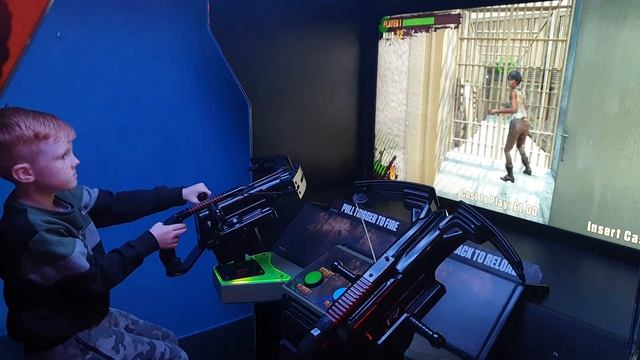 6yro Plays The Walking Dead Arcade Game Zombie Video Game смотреть онлайн