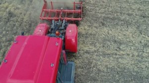 Кировец К-424 с глубокорыхлителем