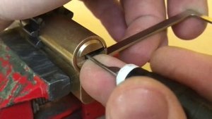 (14)Вскрытие замка МультиЛок...Open Mult Lock