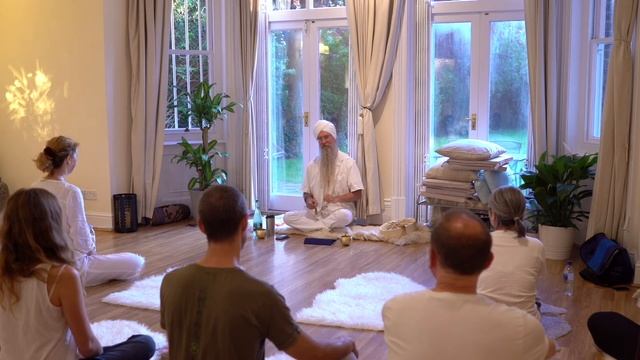 Gurus' Talk- Lecture 5- Create Balance & Peace of Mind with Guru Dharam смотреть онлайн