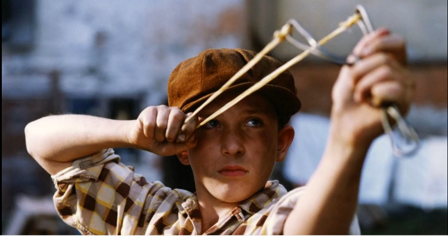 Пальчики шалуны. Рогатка Kådisbellan, 1993. Мальчик с рогаткой. Солдат с рогаткой.