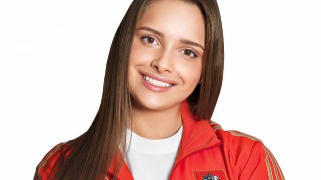 Каролина Севастьянова в программе "Люди спорта с Николаем Валуевым" смотреть онлайн