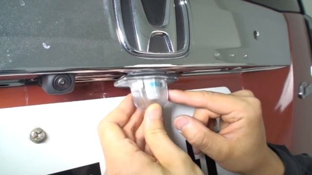 Замена лампы подсветки номера Honda N-WGN, Honda N-WGN Custom смотреть онлайн