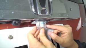 Замена лампы подсветки номера Honda N-WGN, Honda N-WGN Custom