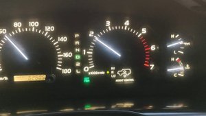 Давление масла Toyota Land Cruiser 100 2UZ-FE