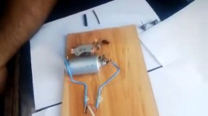 Тиртха,мальчик и вечная зарядка для смартфона!!!